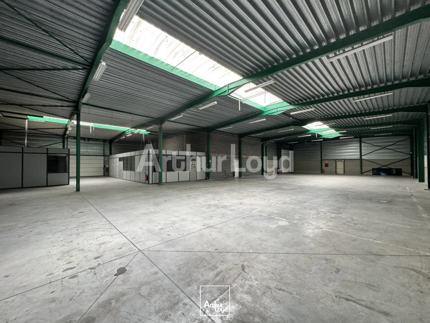 Locaux d'activité & Entrepôts - Location - BONDUES - 59910 - 1215-1215 - 7722086