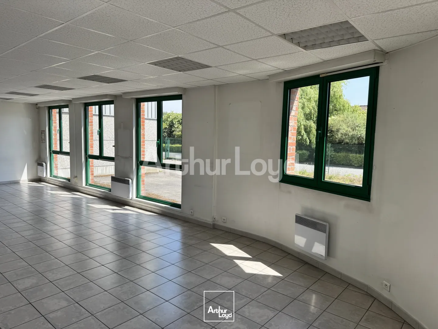 Locaux d'activité & Entrepôts - Location - BONDUES - 59910 - 1215-1215 - 7722084