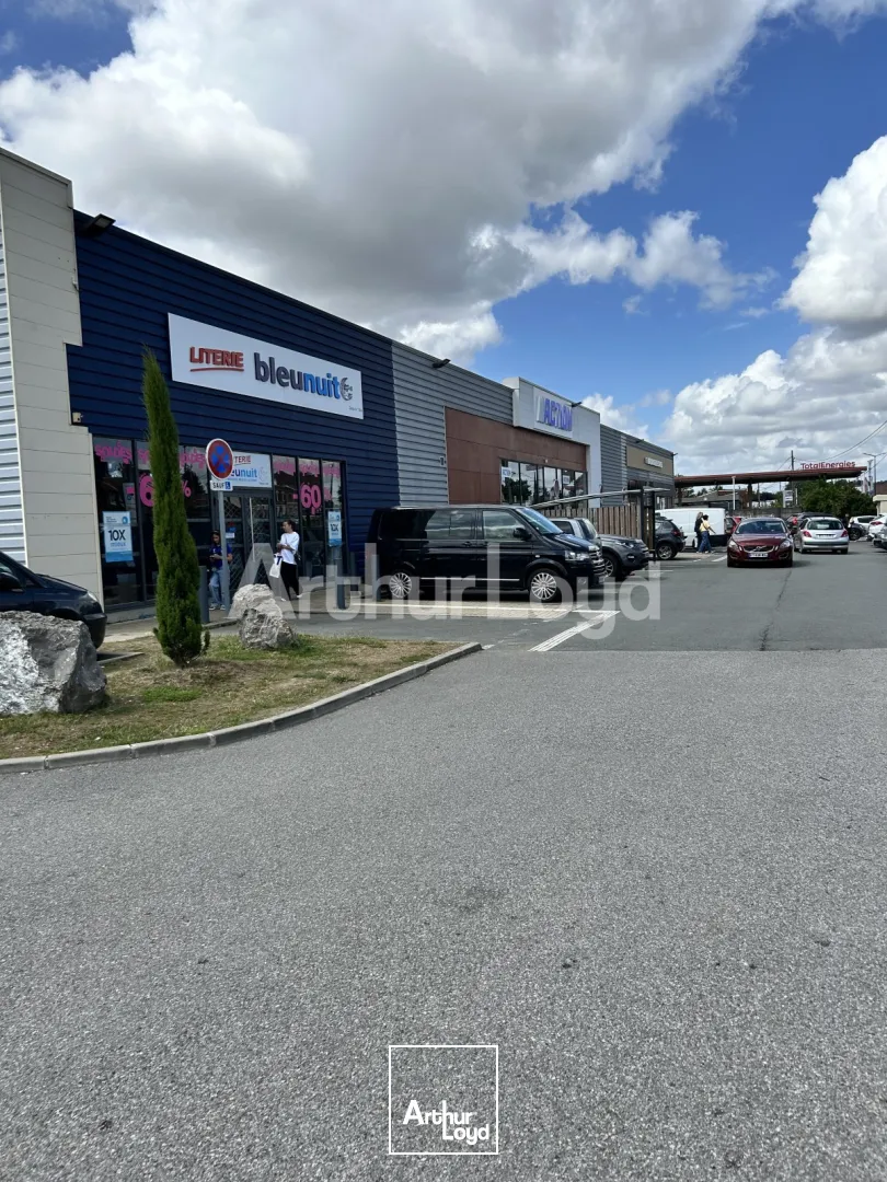 Locaux commerciaux - Location - LENS - 62300 - 394-394 - 7722227