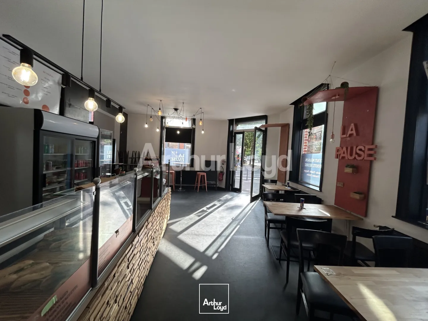 Locaux commerciaux - Cession - LILLE - 59000 - 82-82 - 7722235