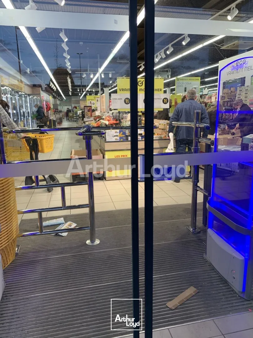 Locaux commerciaux - Location - NOYELLES GODAULT - 62950 - 216-2188 - 7722262