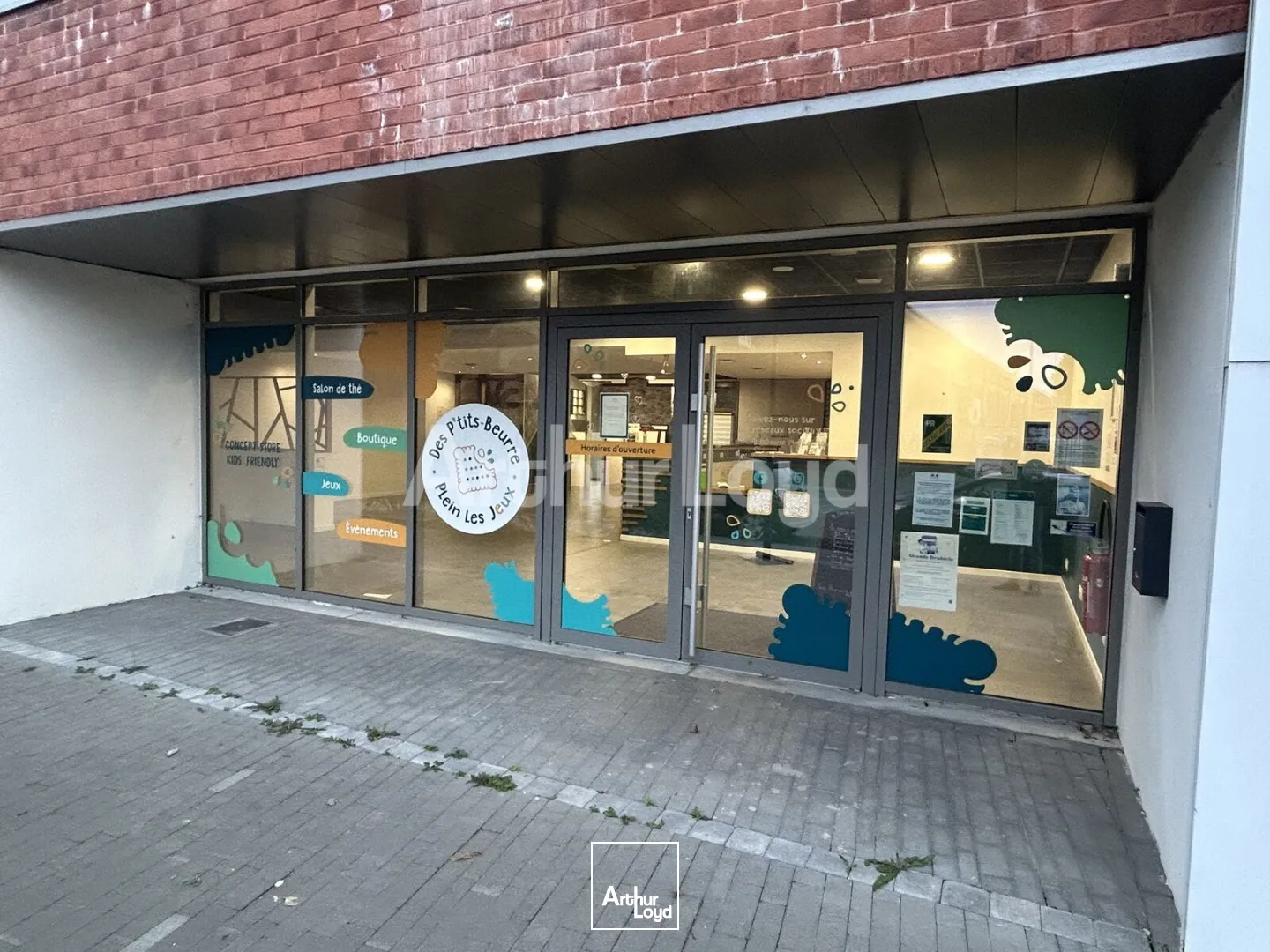 Locaux commerciaux - Location - PERENCHIES - 59840 - 166.65-166.65 - 7722434