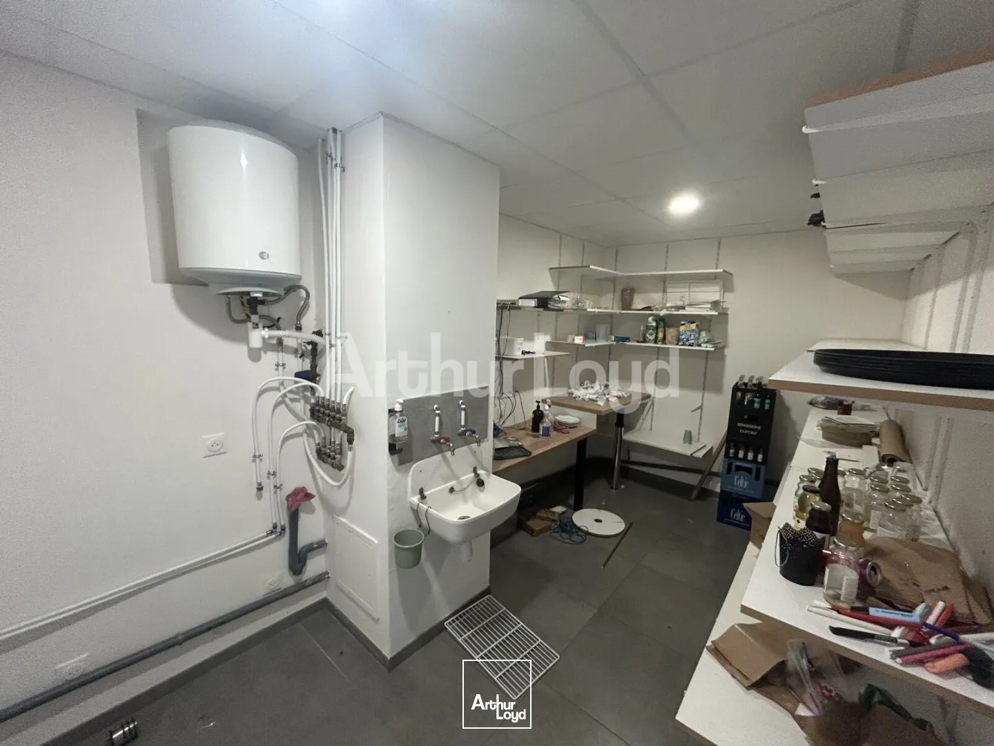 Locaux commerciaux - Location - PERENCHIES - 59840 - 166.65-166.65 - 7722439