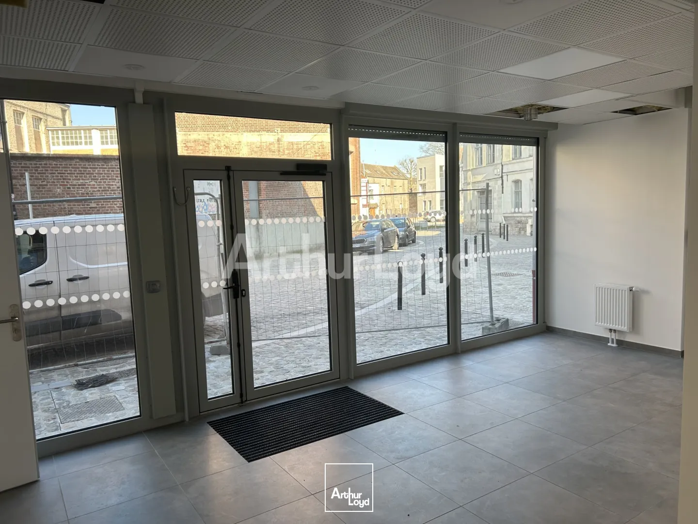 Locaux commerciaux - Location - VALENCIENNES - 59300 - 160-160 - 7722665