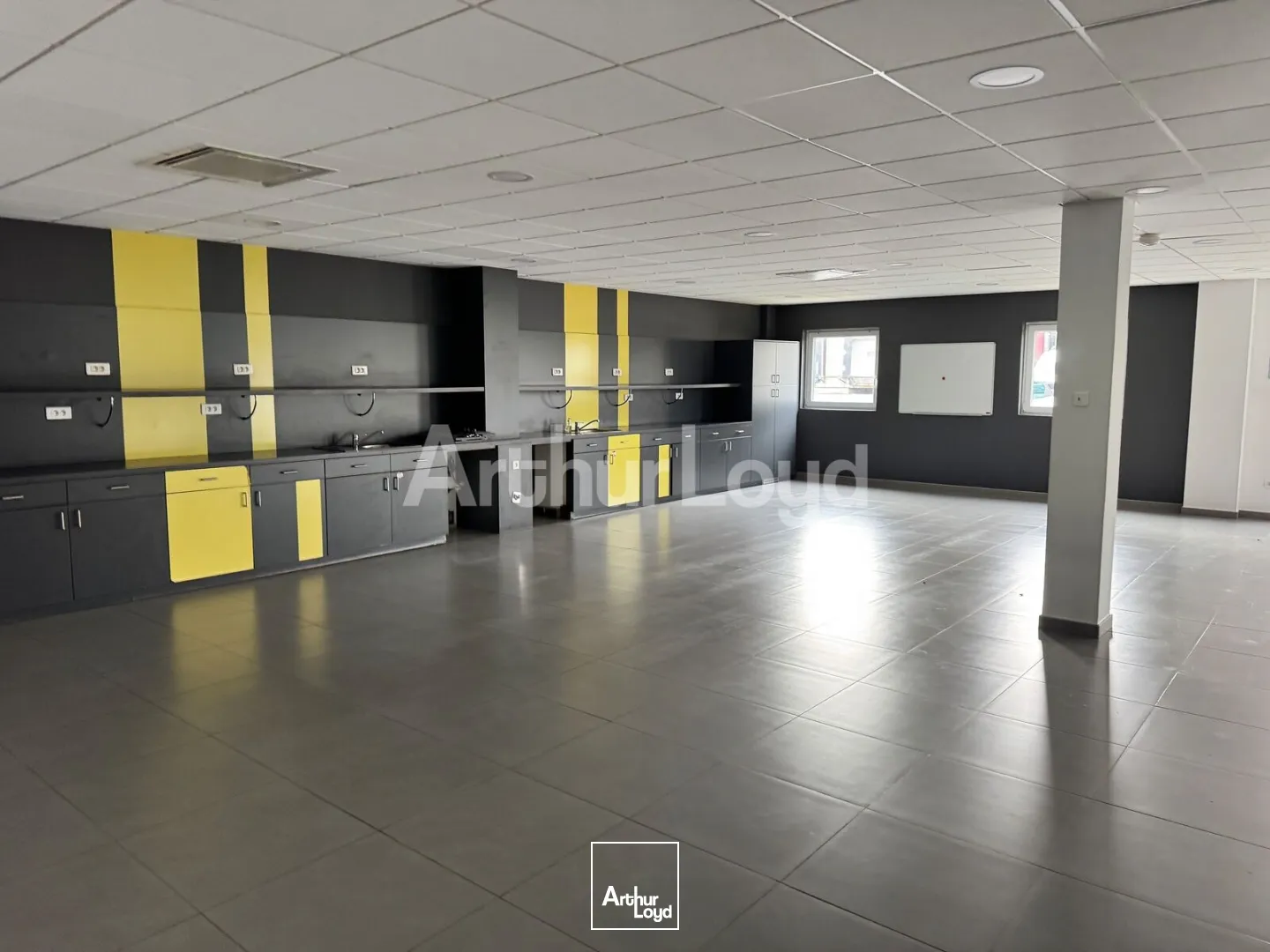 Locaux d'activité & Entrepôts - Location - RONCQ - 59223 - 4742.62-4742.62 - 7722686