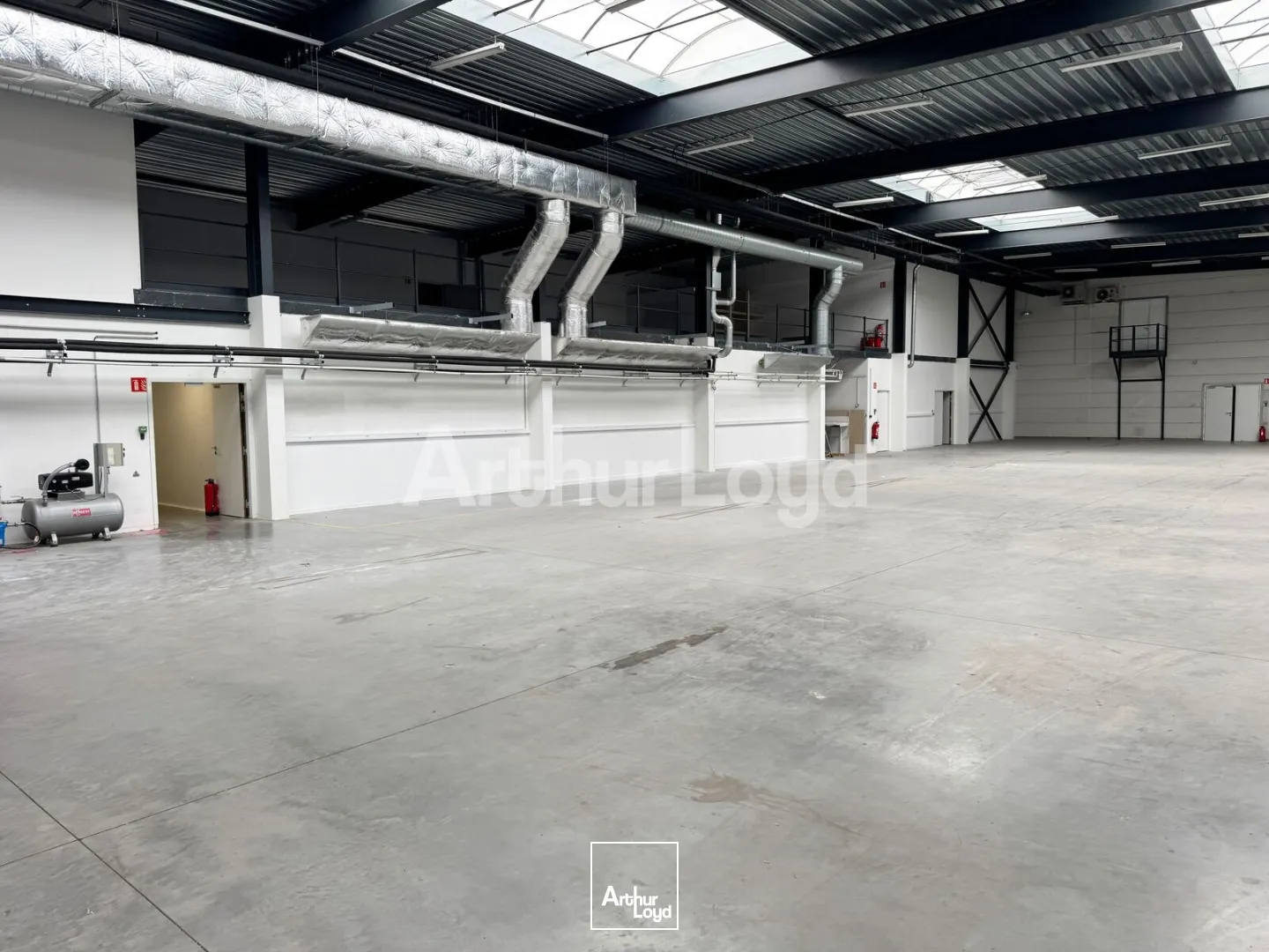 Locaux d'activité & Entrepôts - Location - RONCQ - 59223 - 4742.62-4742.62 - 7722685