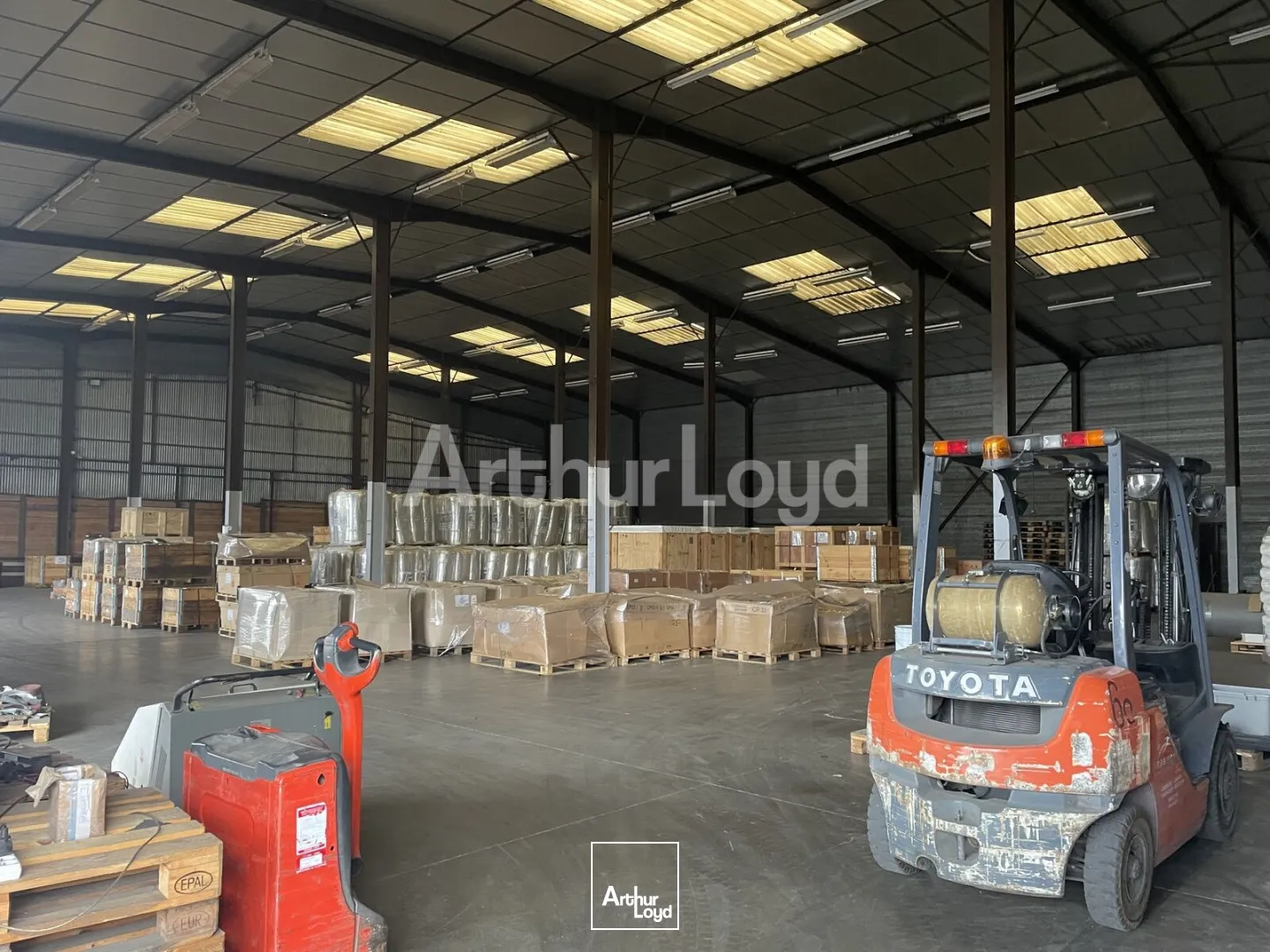 Locaux d'activité & Entrepôts - Vente - FONTAINE NOTRE DAME - 59400 - 2500-2500 - 7722849