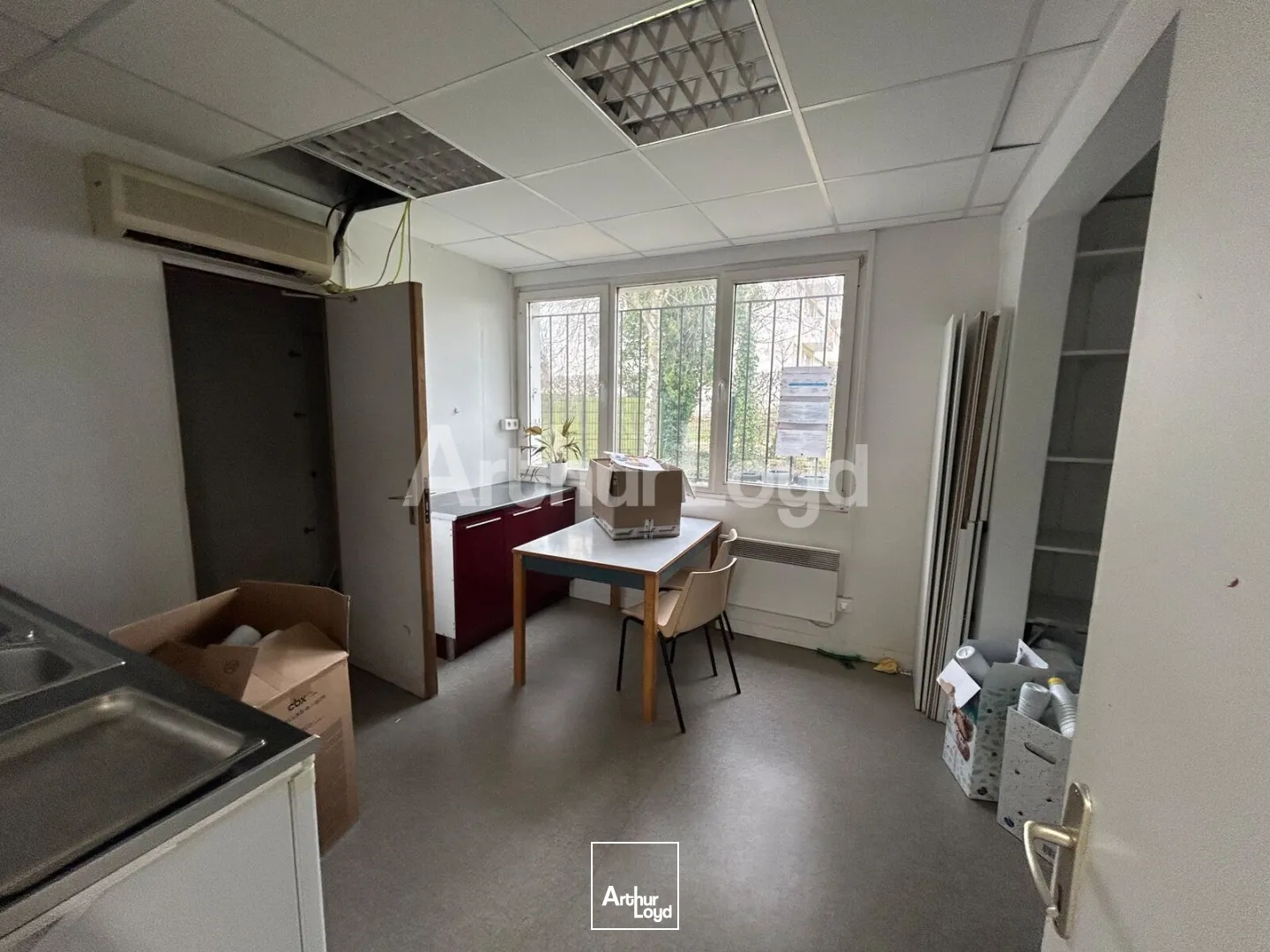 Locaux commerciaux - Location - WATTIGNIES - 59139 - 200-200 - 7723001