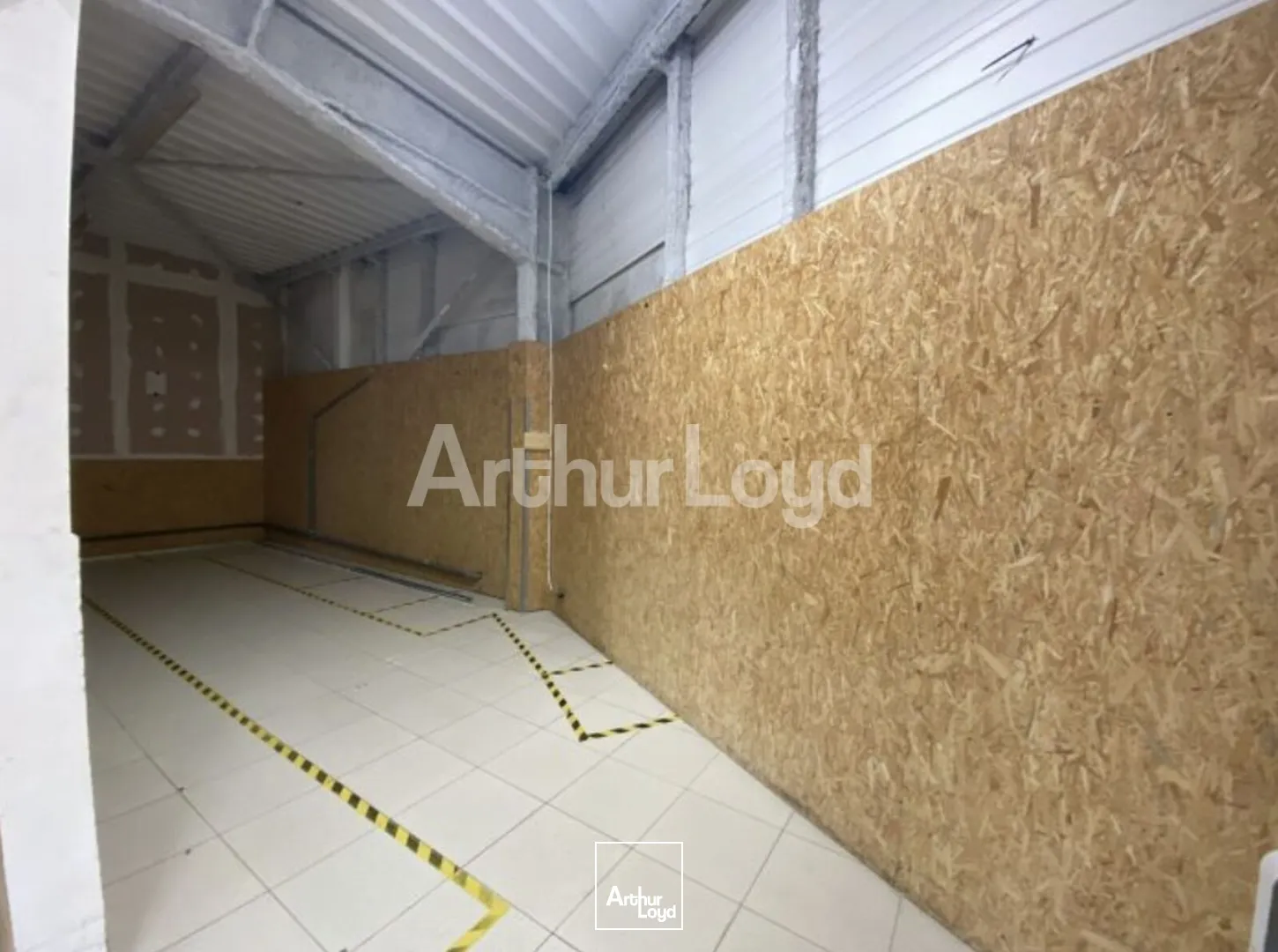 Locaux commerciaux - Location - SIN LE NOBLE - 59450 - 564-564 - 7723257