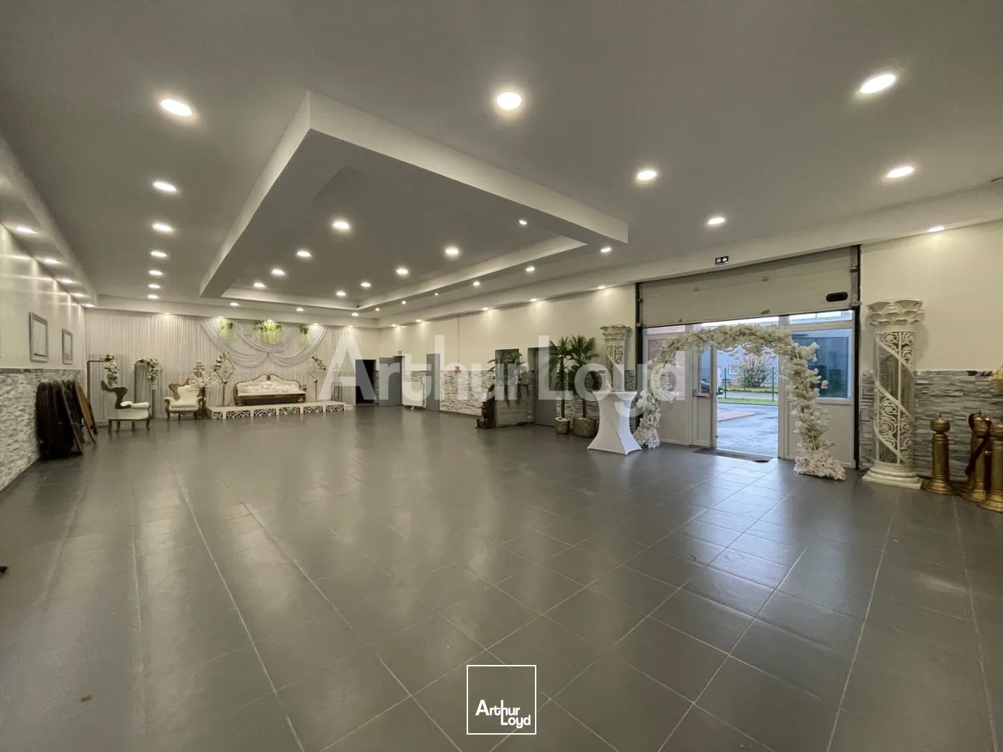 Locaux d'activité & Entrepôts - Vente - DOUAI - 59500 - 360-360 - 7723423