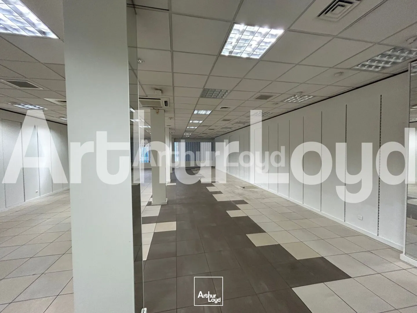 Locaux commerciaux - Location - SAINT OMER - 62500 - 280-280 - 7723778