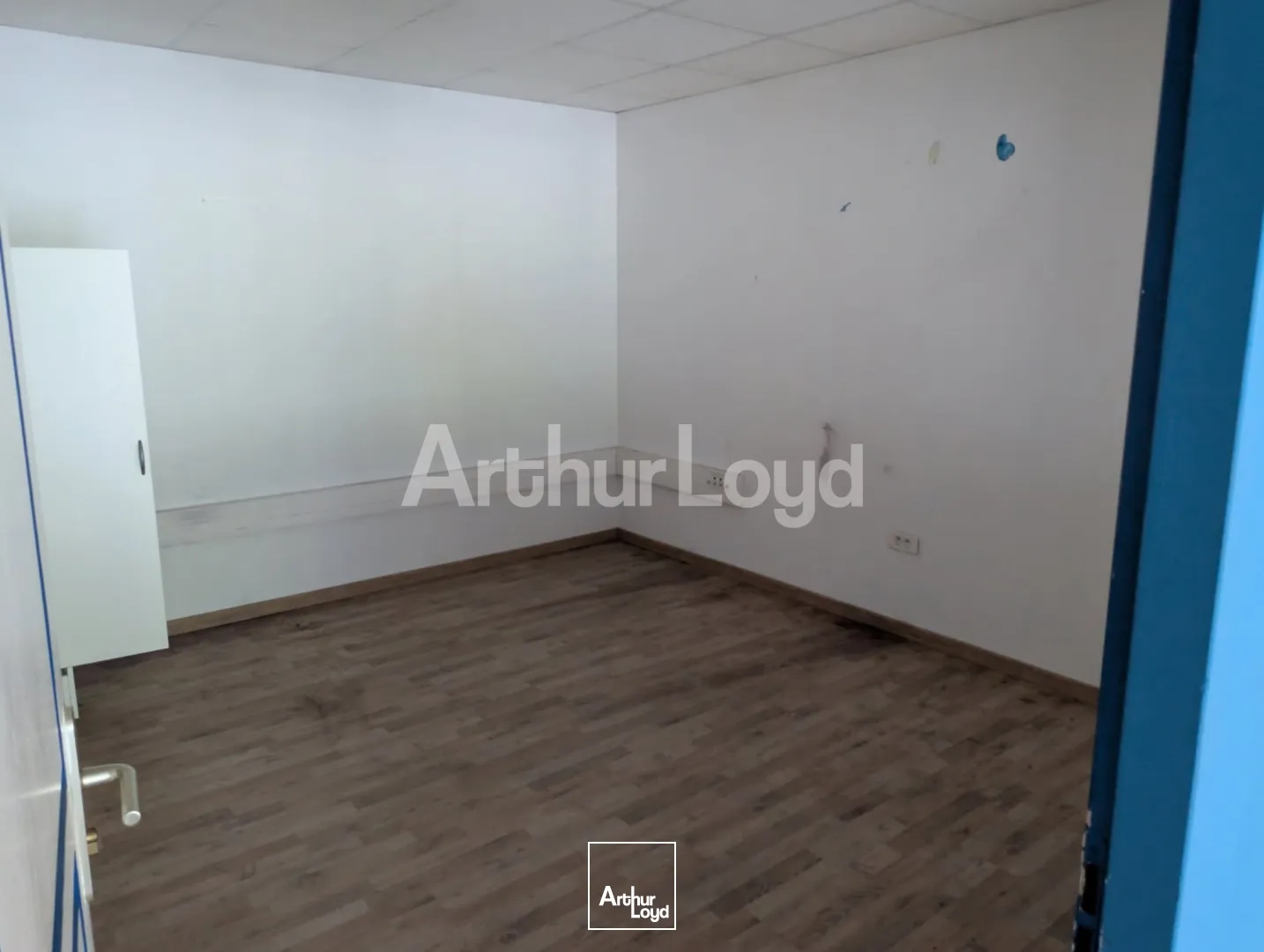 Locaux commerciaux - Location - TRITH SAINT LEGER - 59125 - 189-189 - 7723845