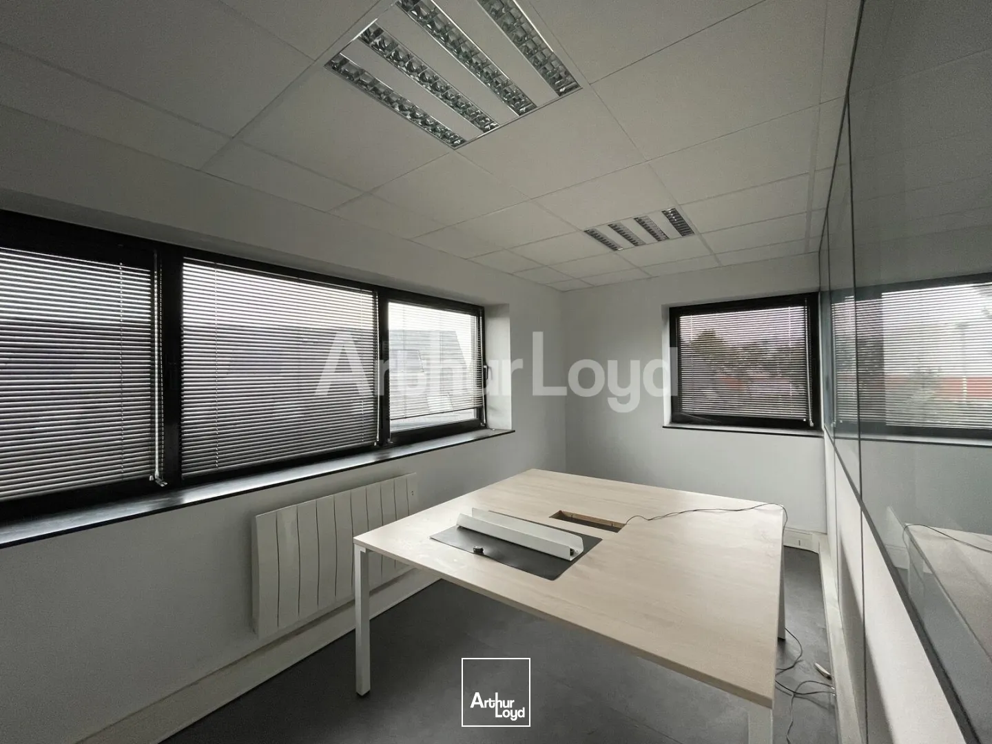Bureaux - Location - LESQUIN - 59810 - 240-240 - 7723992