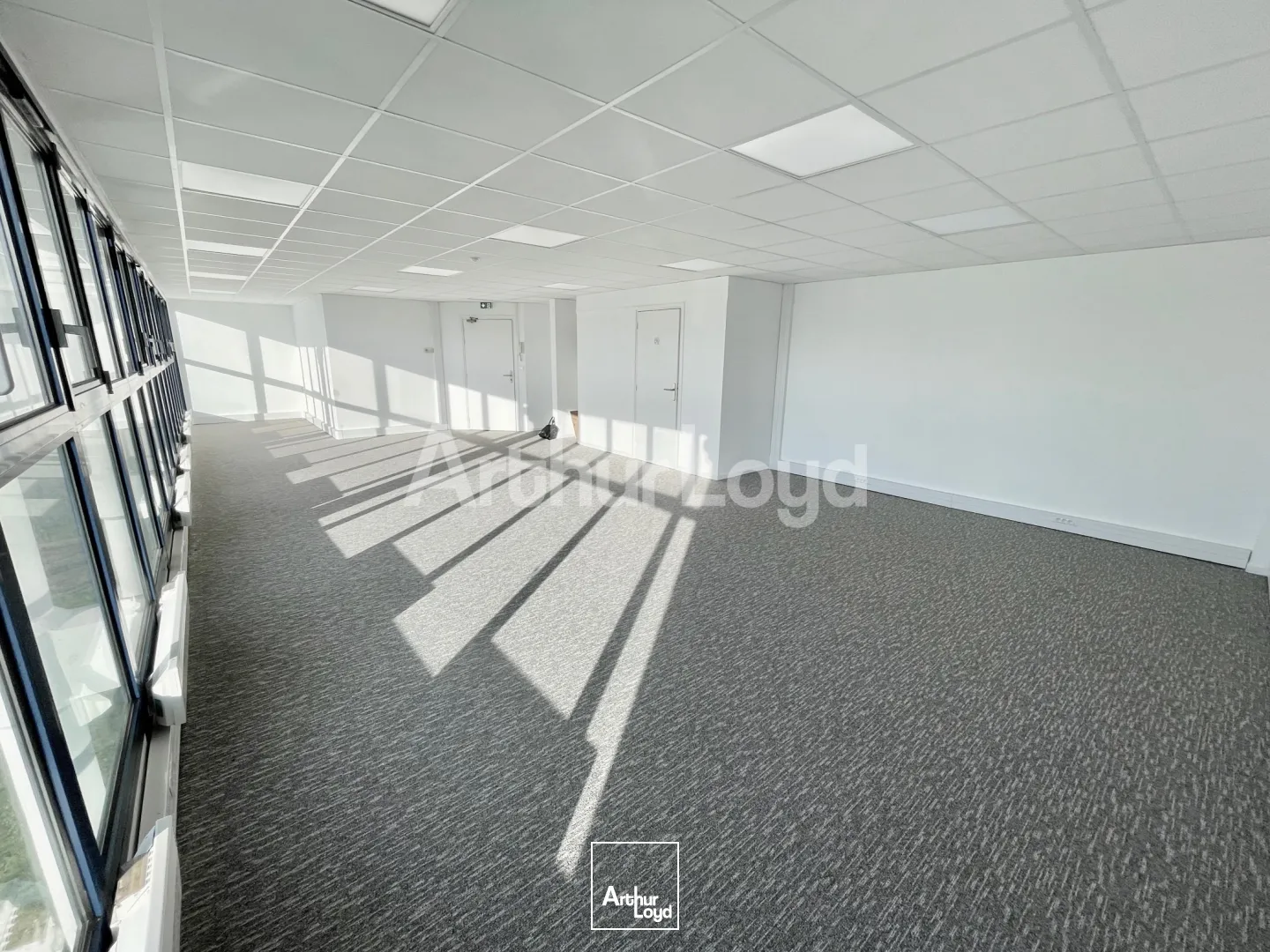 Bureaux - Location - MARCQ EN BAROEUL - 59700 - 79.45-909.96 - 7724000