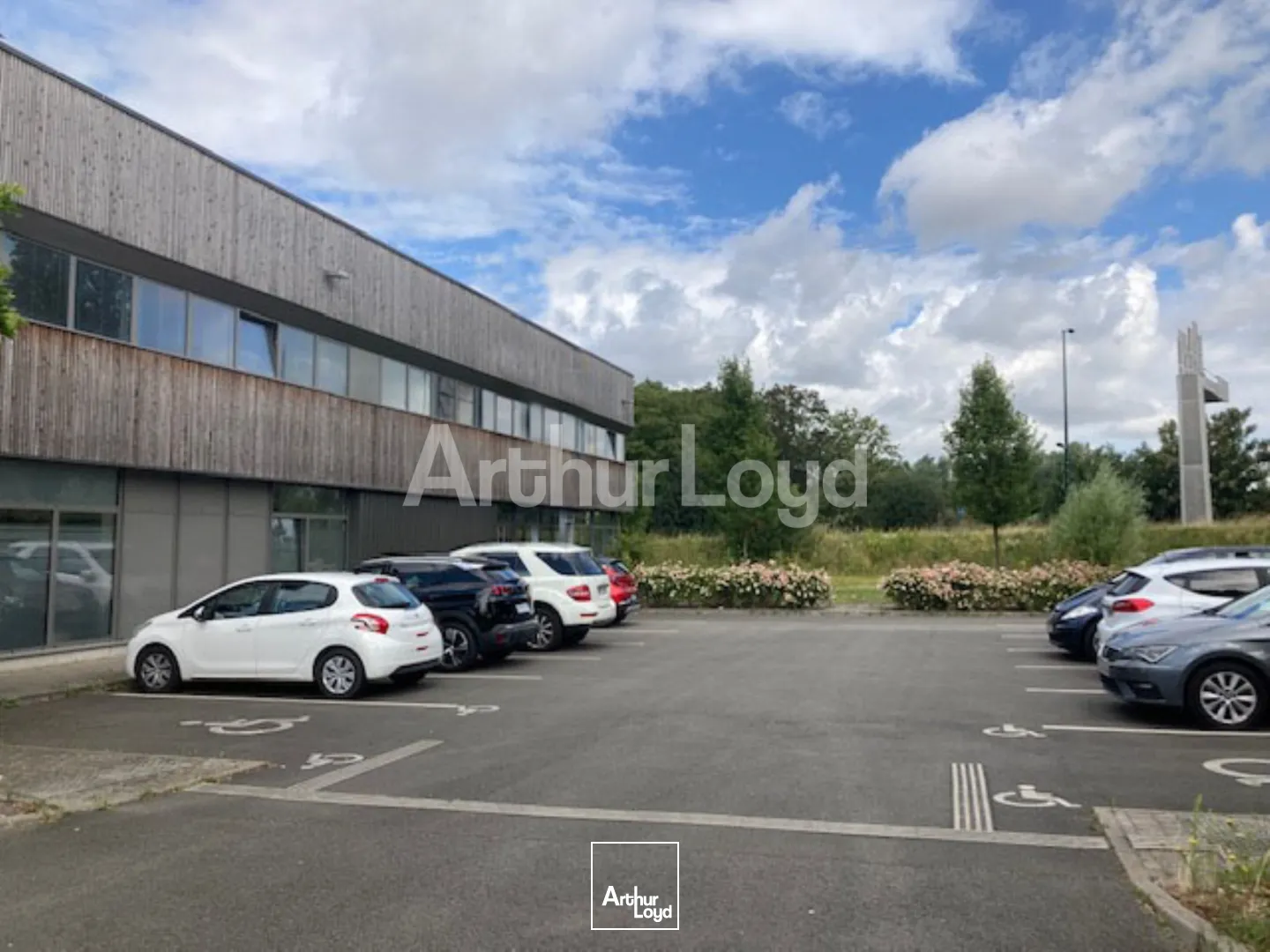 Bureaux - Location - LA CHAPELLE D'ARMENTIERES - 59930 - 175-710 - 7724125