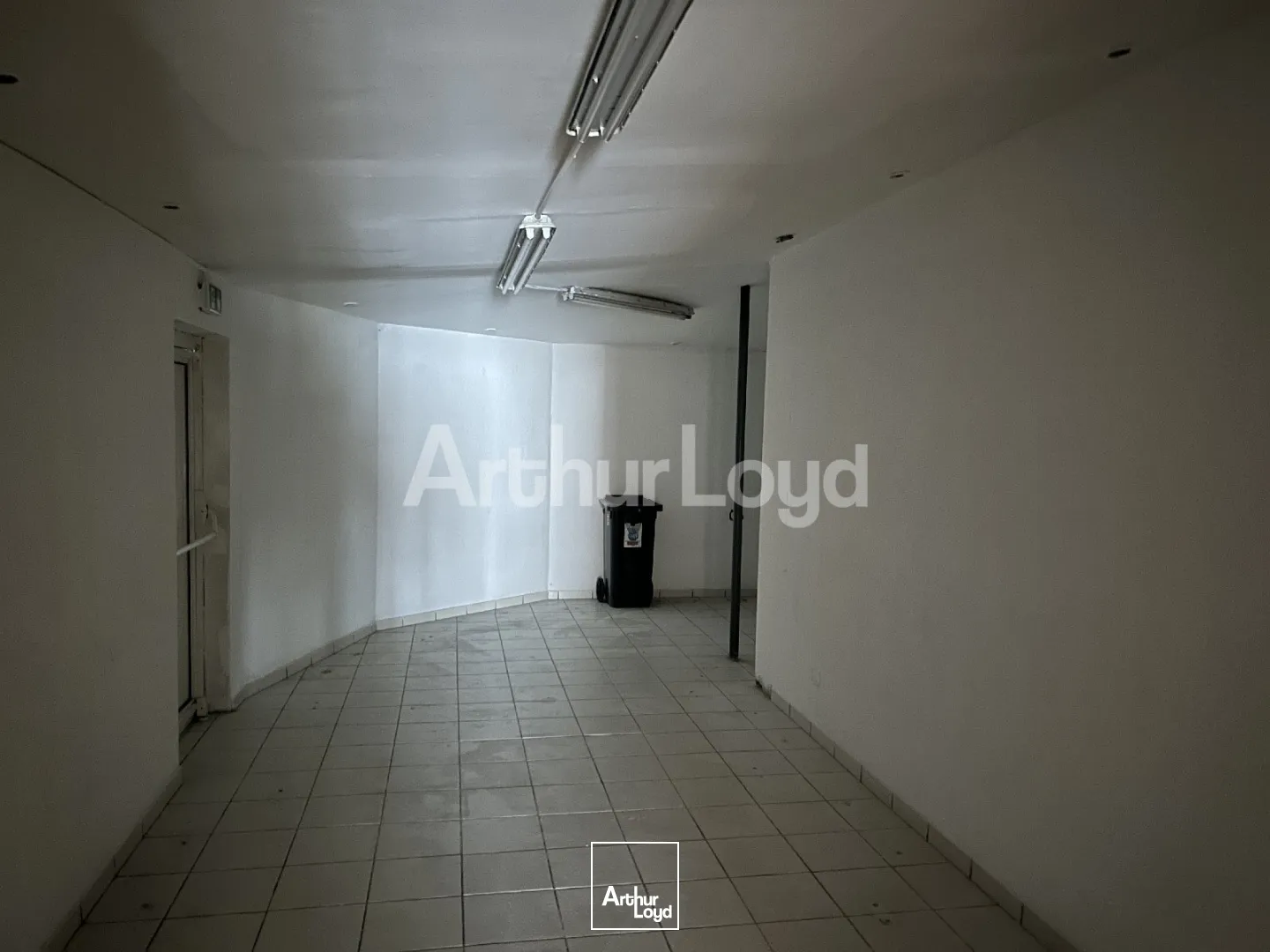 Locaux commerciaux - Location - LILLE - 59000 - 90-265 - 7724188