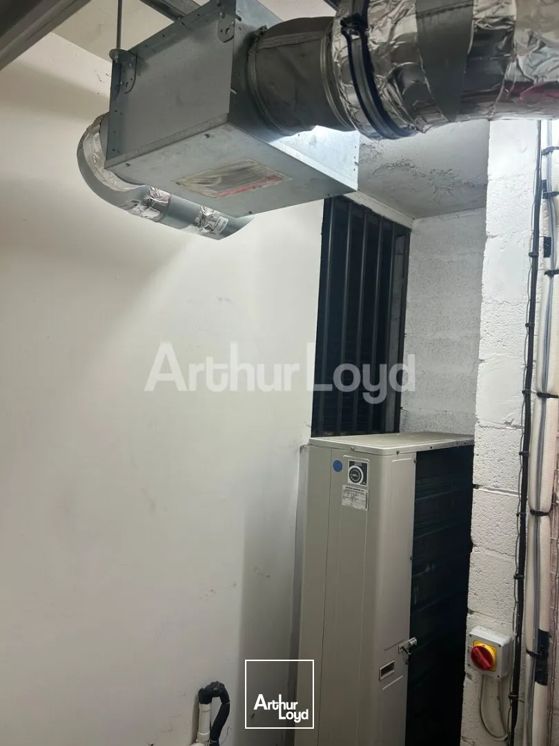 Locaux commerciaux - Location - BOUSBECQUE - 59166 - 150-150 - 7724483