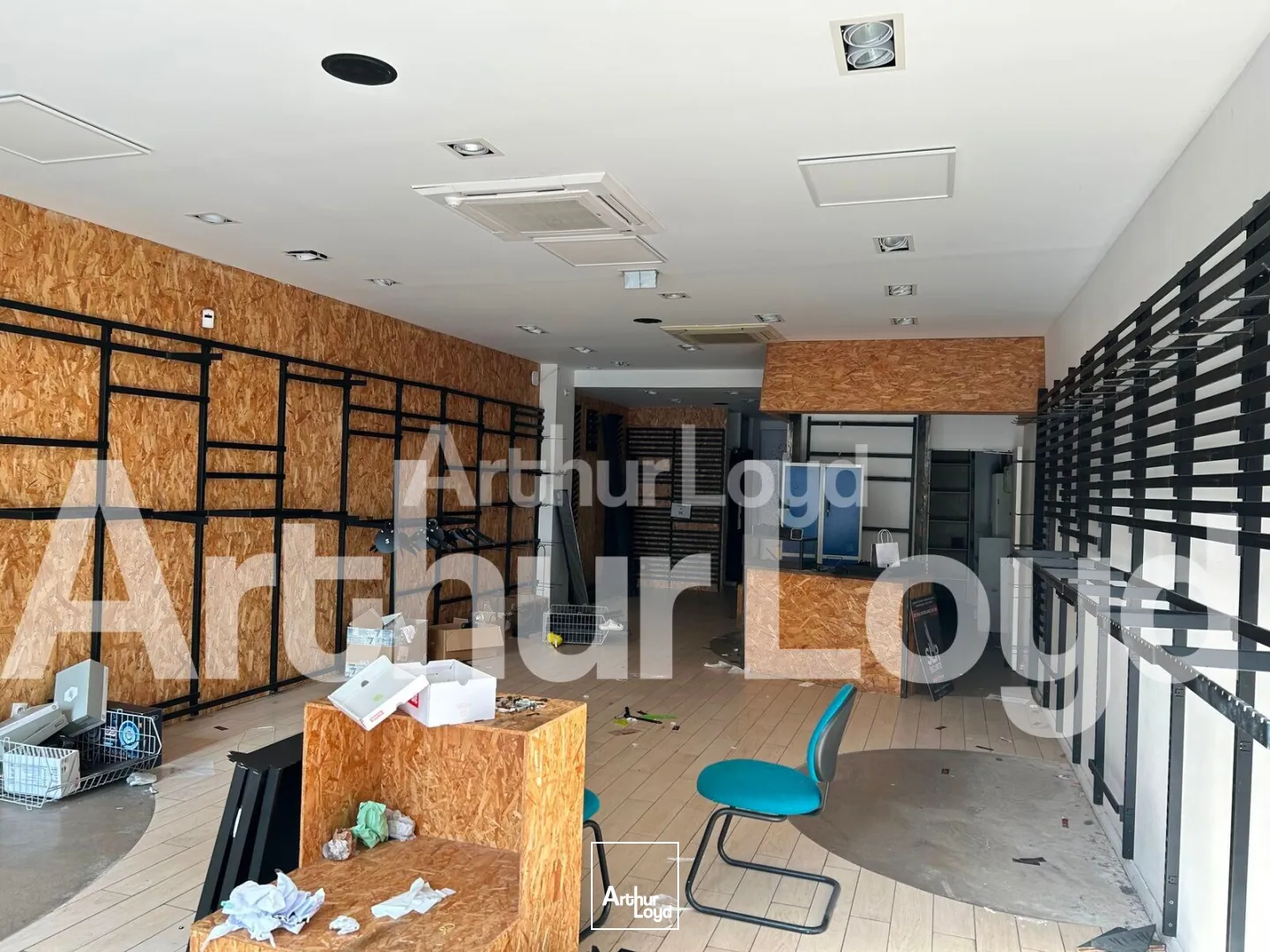 Locaux commerciaux - Location - LILLE - 59800 - 260.01-260.01 - 7725219