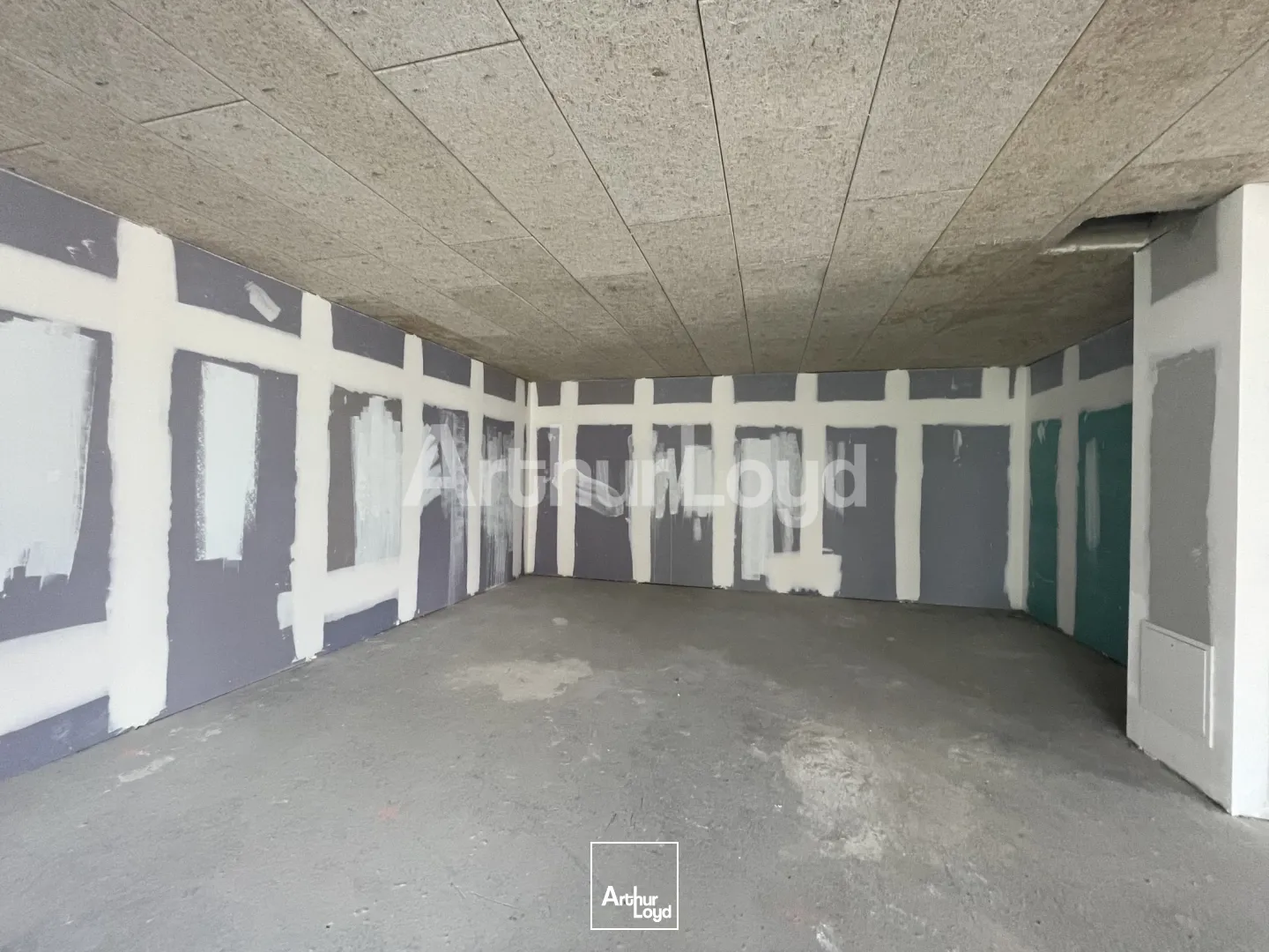 Locaux commerciaux - Location - VILLENEUVE D'ASCQ - 59650 - 132-132 - 7725286