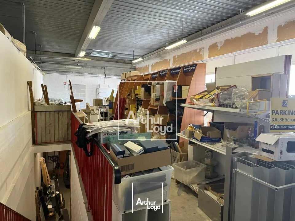 Locaux d'activité & Entrepôts - Location - SAVIGNY-LE-TEMPLE - 77176 - 372-372 - 7725445