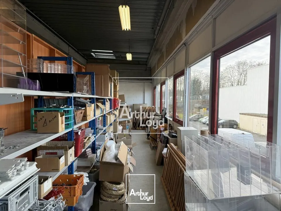 Locaux d'activité & Entrepôts - Location - SAVIGNY-LE-TEMPLE - 77176 - 372-372 - 7725444