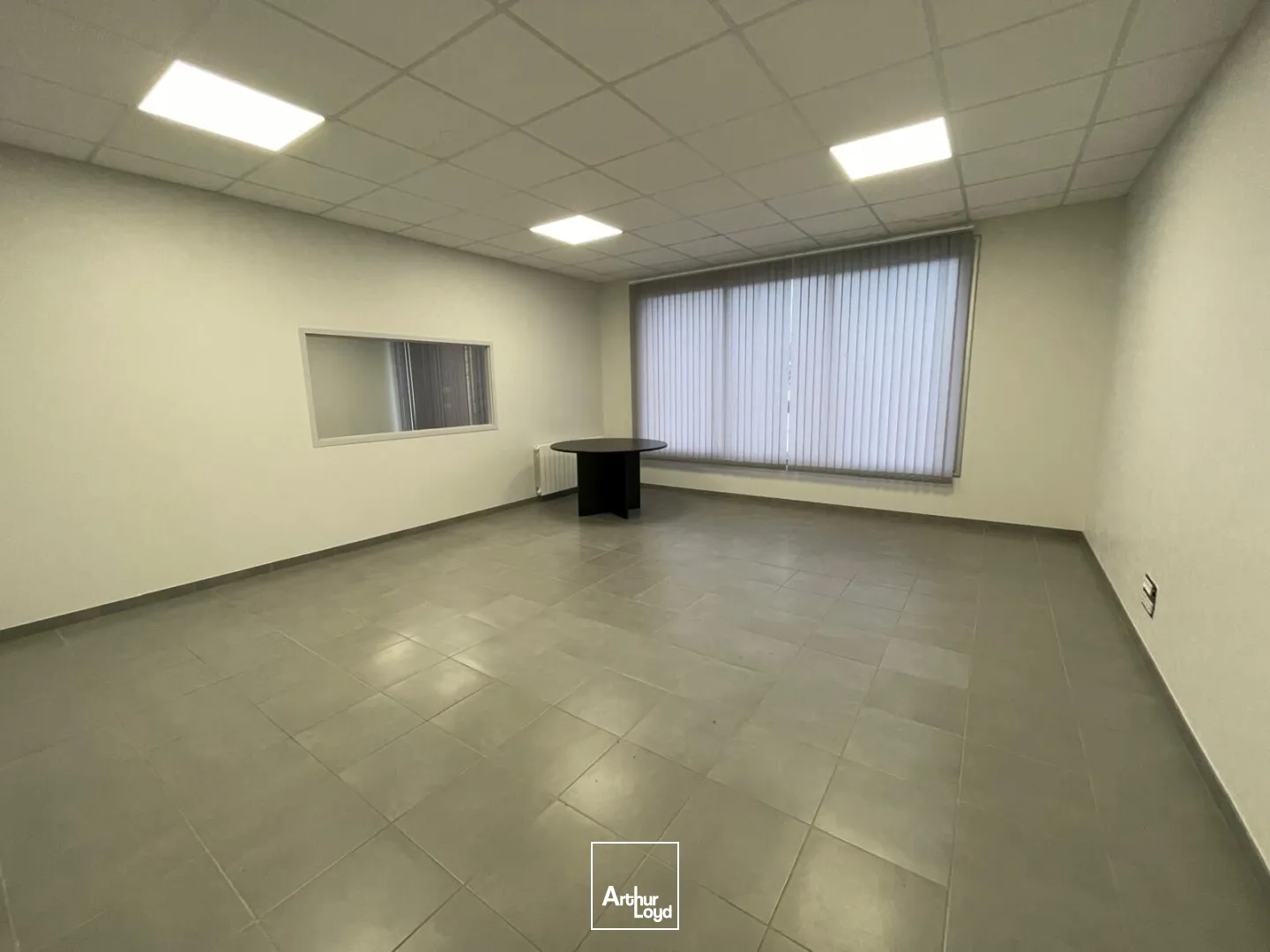 Locaux d'activité & Entrepôts - Location - SAINT MARCEL - 56140 - 399-399 - 7725660