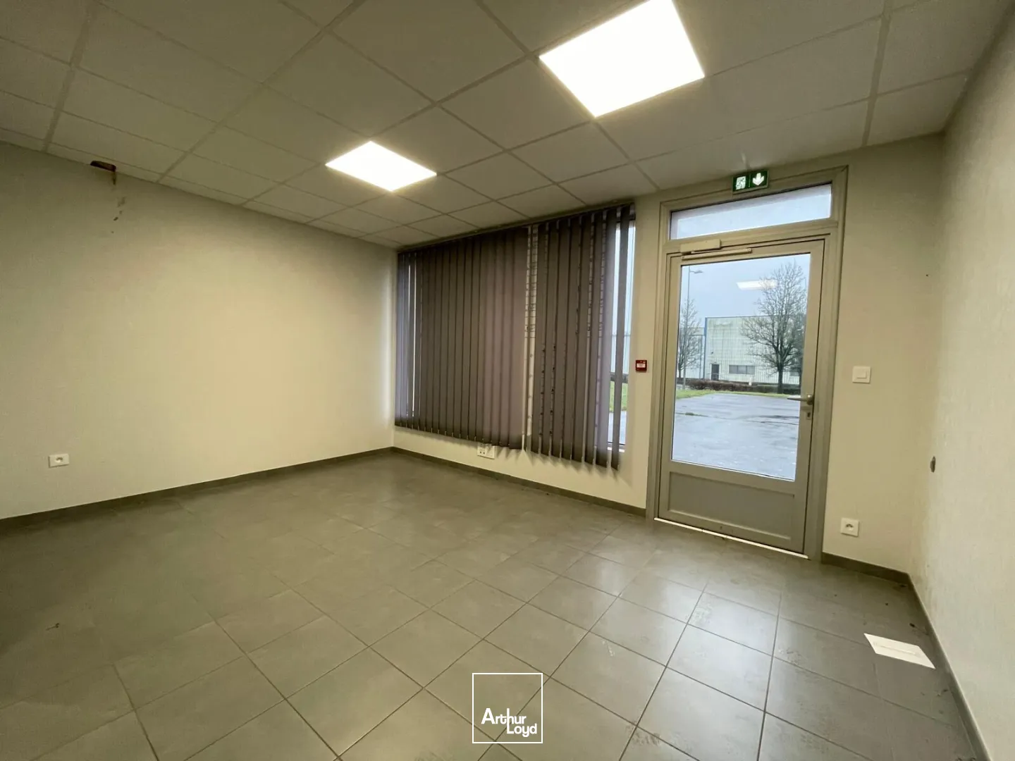 Locaux d'activité & Entrepôts - Location - SAINT MARCEL - 56140 - 399-399 - 7725663