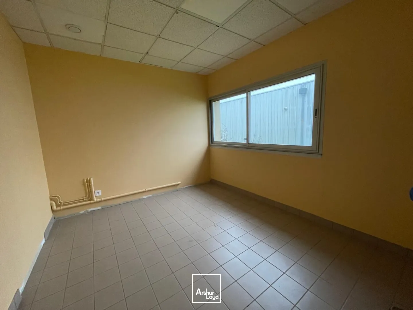 Locaux d'activité & Entrepôts - Location - SAINT MARCEL - 56140 - 399-399 - 7725668