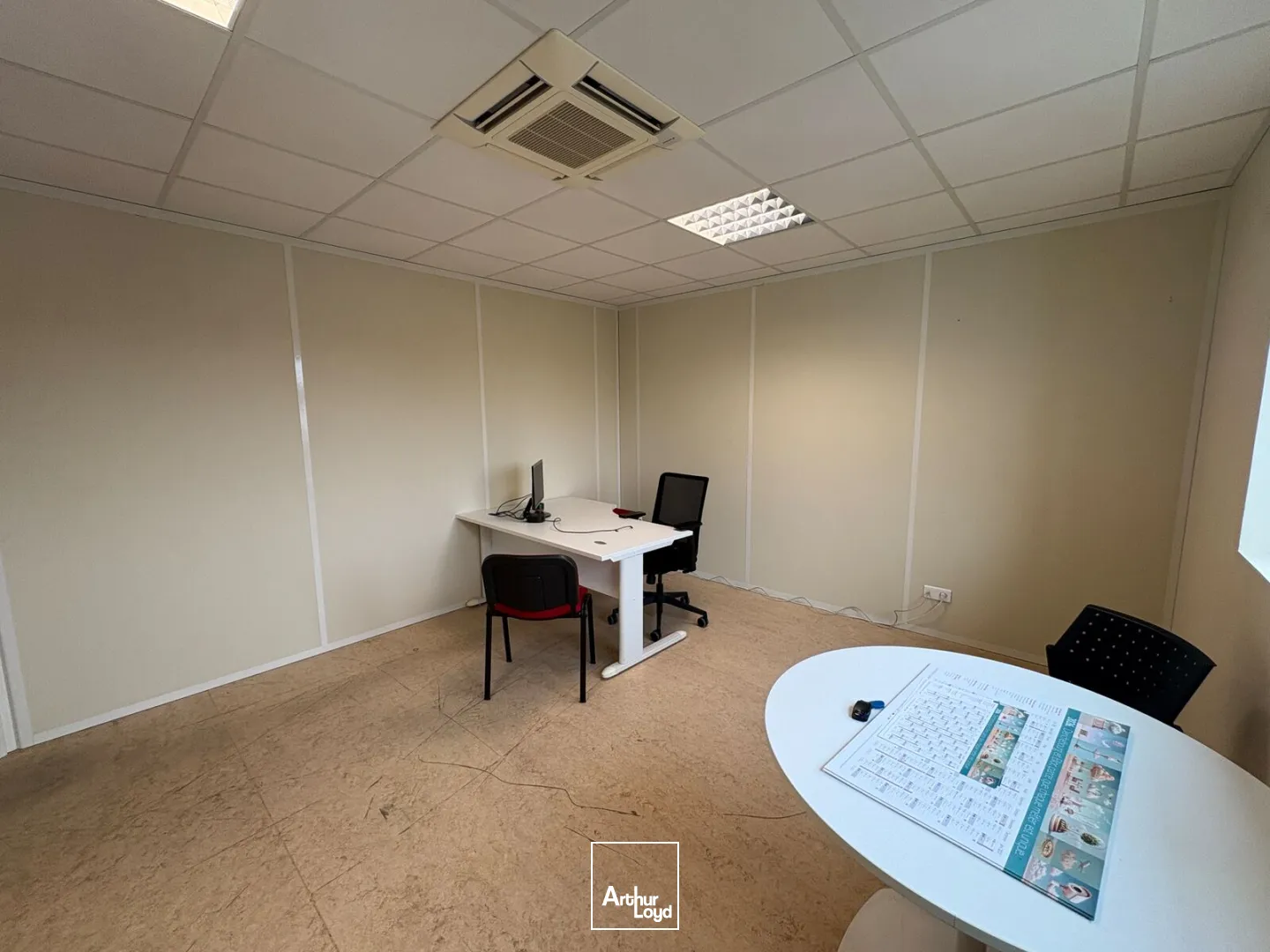Bureaux - Location - ORLEANS - 45000 - 100-100 - 7725740