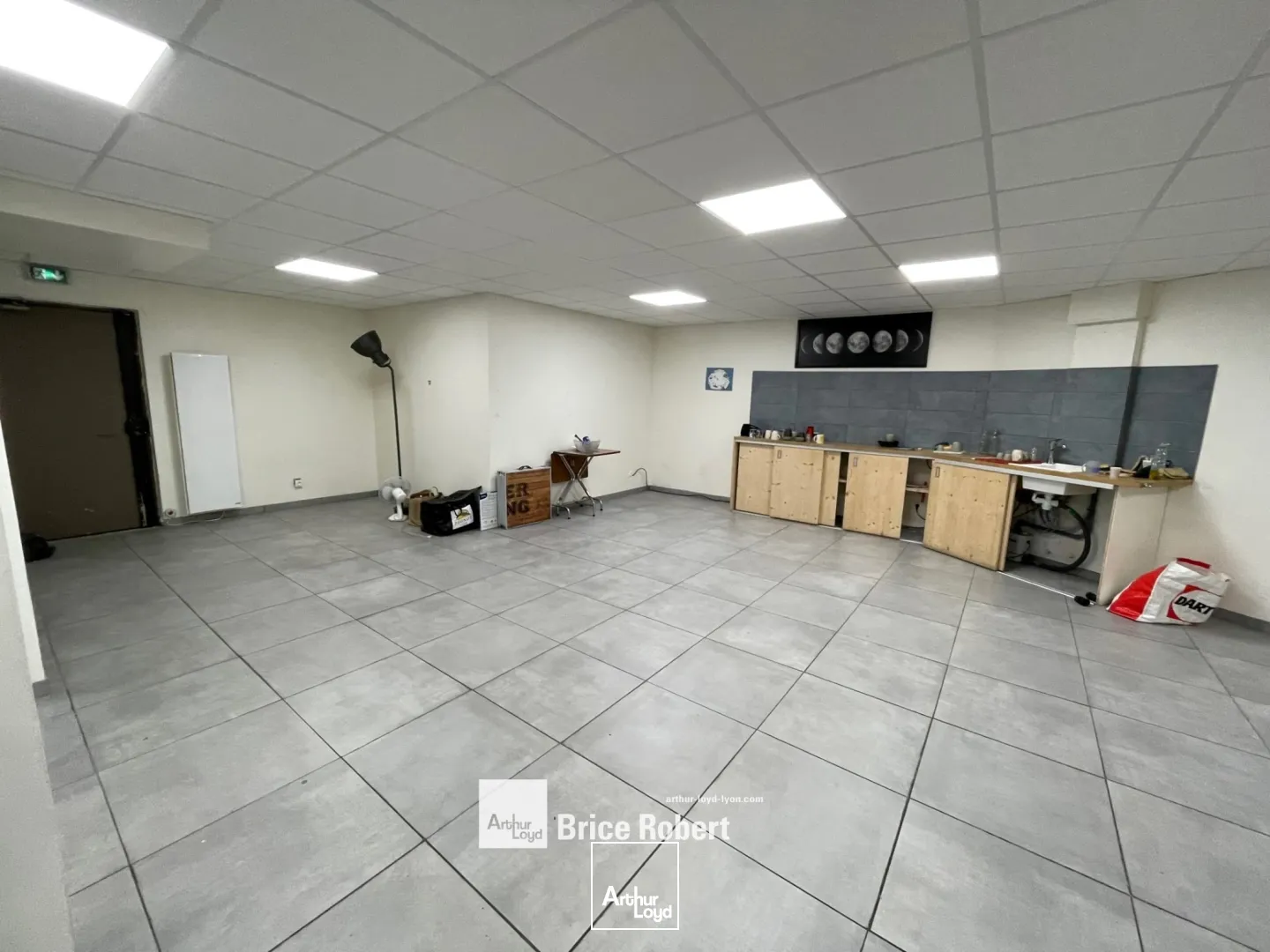 Locaux commerciaux - Vente - LYON - 69007 - 87.31-87.31 - 7726061