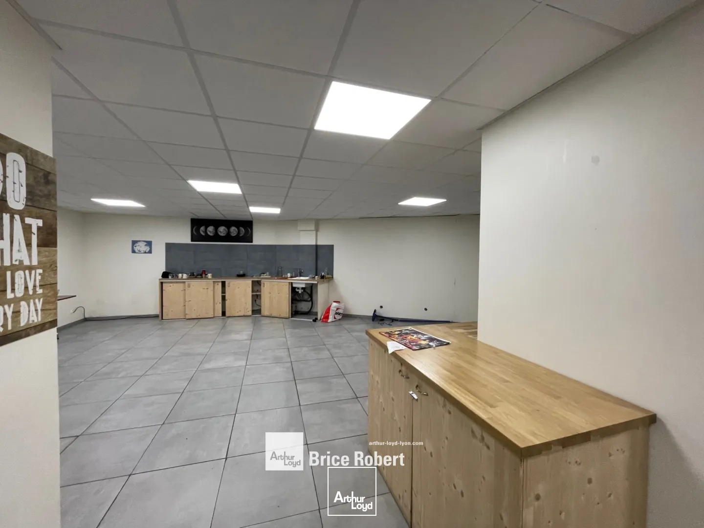 Locaux commerciaux - Vente - LYON - 69007 - 87.31-87.31 - 7726065