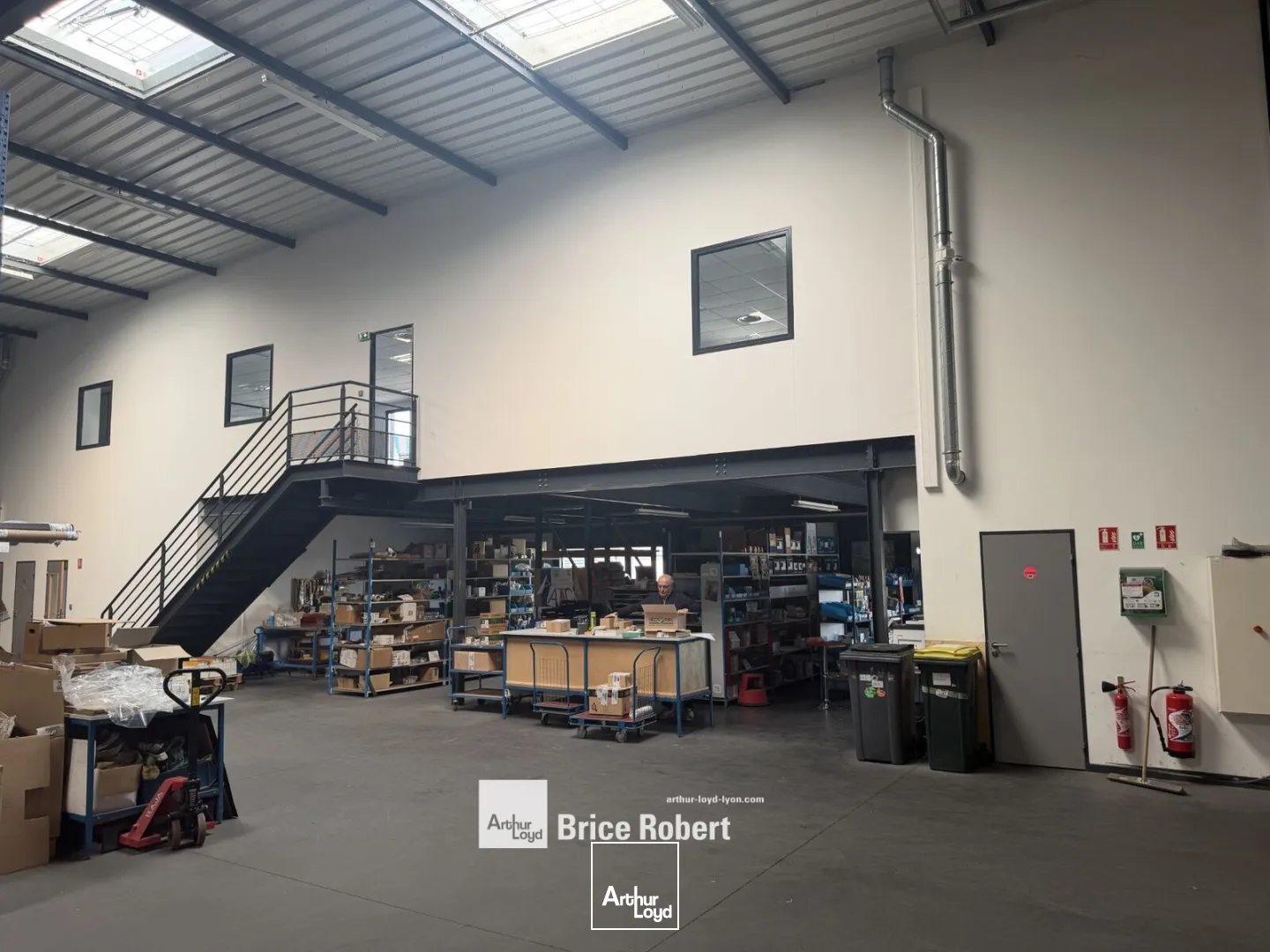 Locaux d'activité & Entrepôts - Location - SAINT FONS - 69190 - 734-734 - 7726086