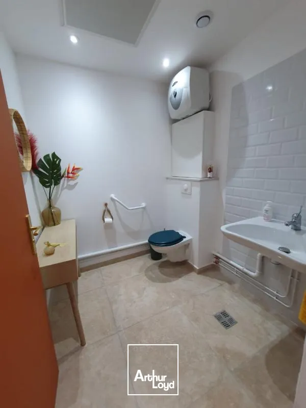 Locaux commerciaux - Cession - Fort De France - 97200 - 64-64 - 7726183