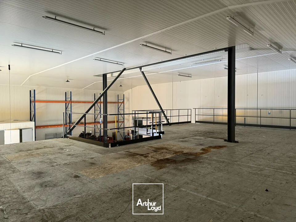 Locaux d'activité & Entrepôts - Location - MONTEUX - 84170 - 500-500 - 7726218