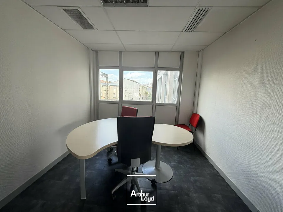 Bureaux - Location - NIORT - 79000 - 75.73-75.73 - 7726282