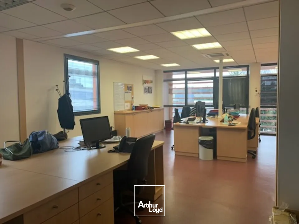 Bureaux - Vente - CHÂTEAURENARD - 13160 - 975-975 - 7726343