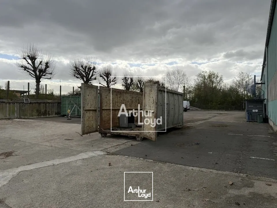 Locaux d'activité & Entrepôts - Vente - VAUX-LE-PÉNIL - 77000 - 3700-3700 - 7726486