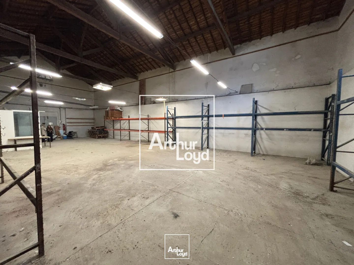 Locaux d'activité & Entrepôts - Location - NIMES - 30900 - 216-216 - 7726665