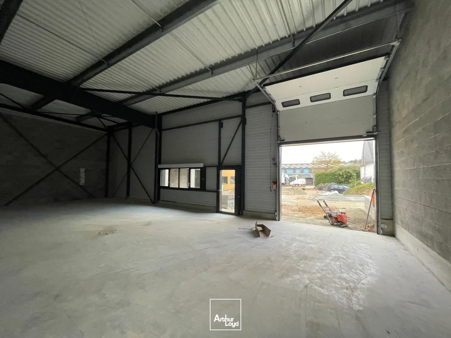 Locaux d'activité & Entrepôts - Location - SAINT AVE - 56890 - 237.7-237.7 - 7726733