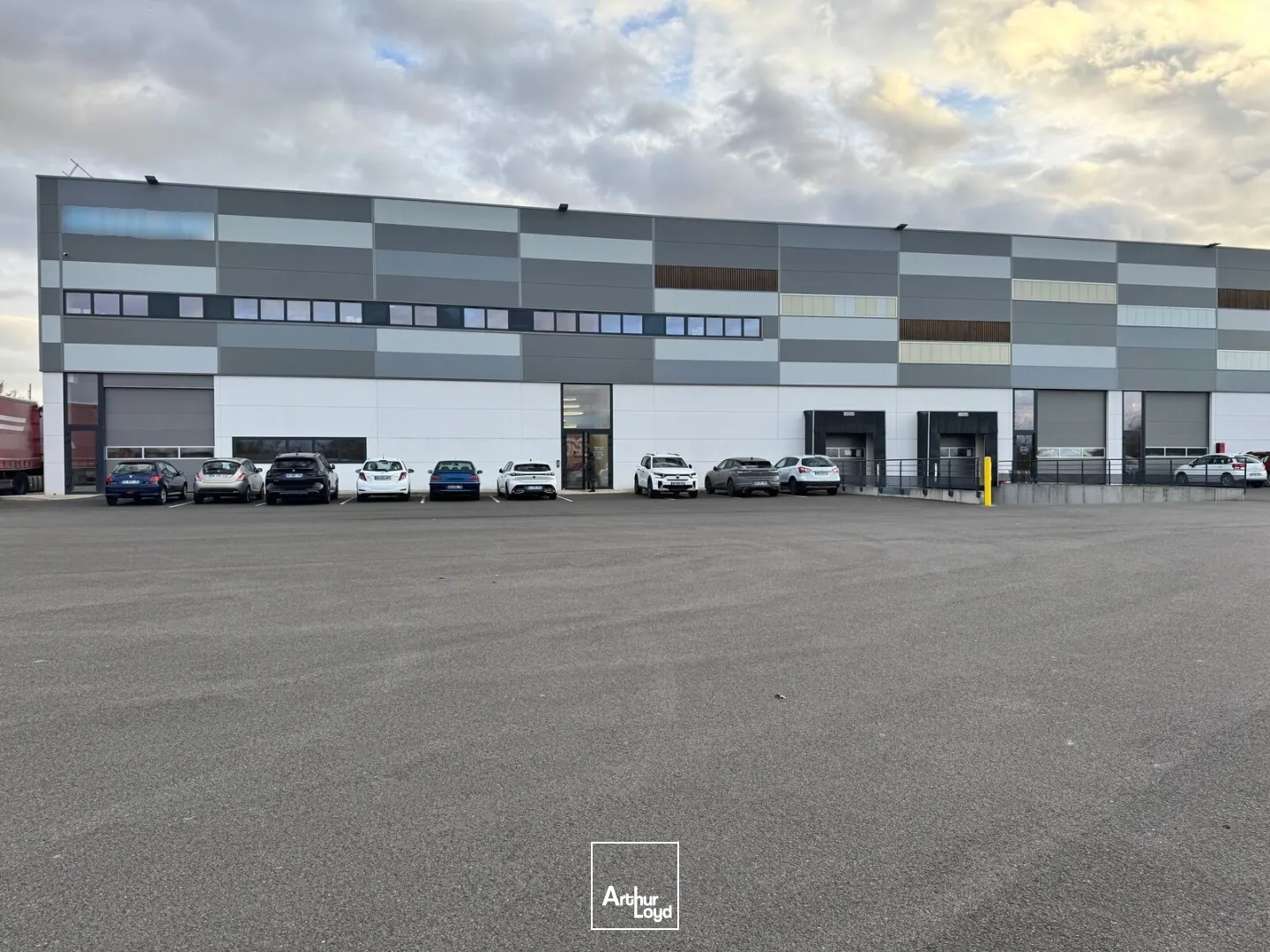 Locaux d'activité & Entrepôts - Location - NEUVILLE SUR OISE - 95000 - 2887-2887 - 7726931