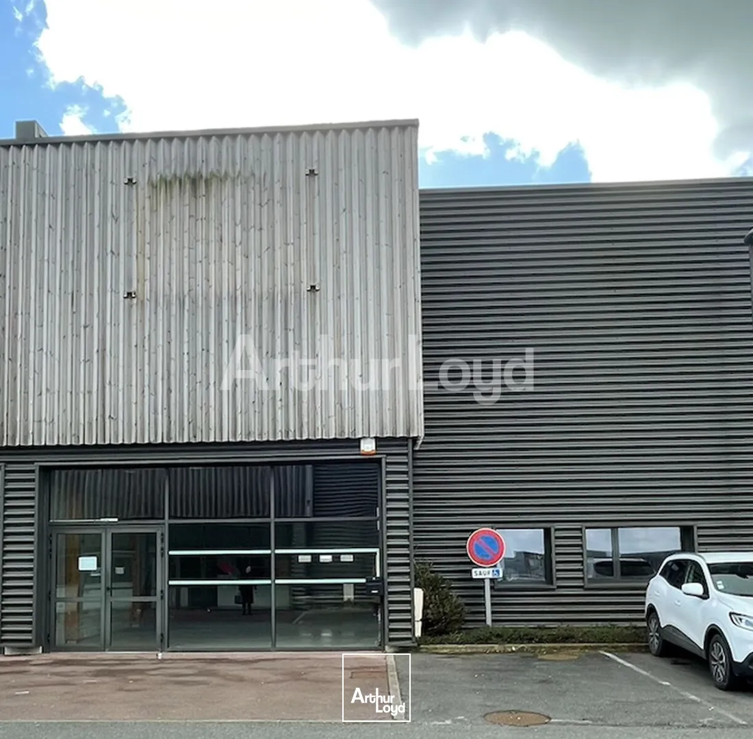 Locaux d'activité & Entrepôts - Location - LEULINGHEM - 62500 - 320-320 - 7727044