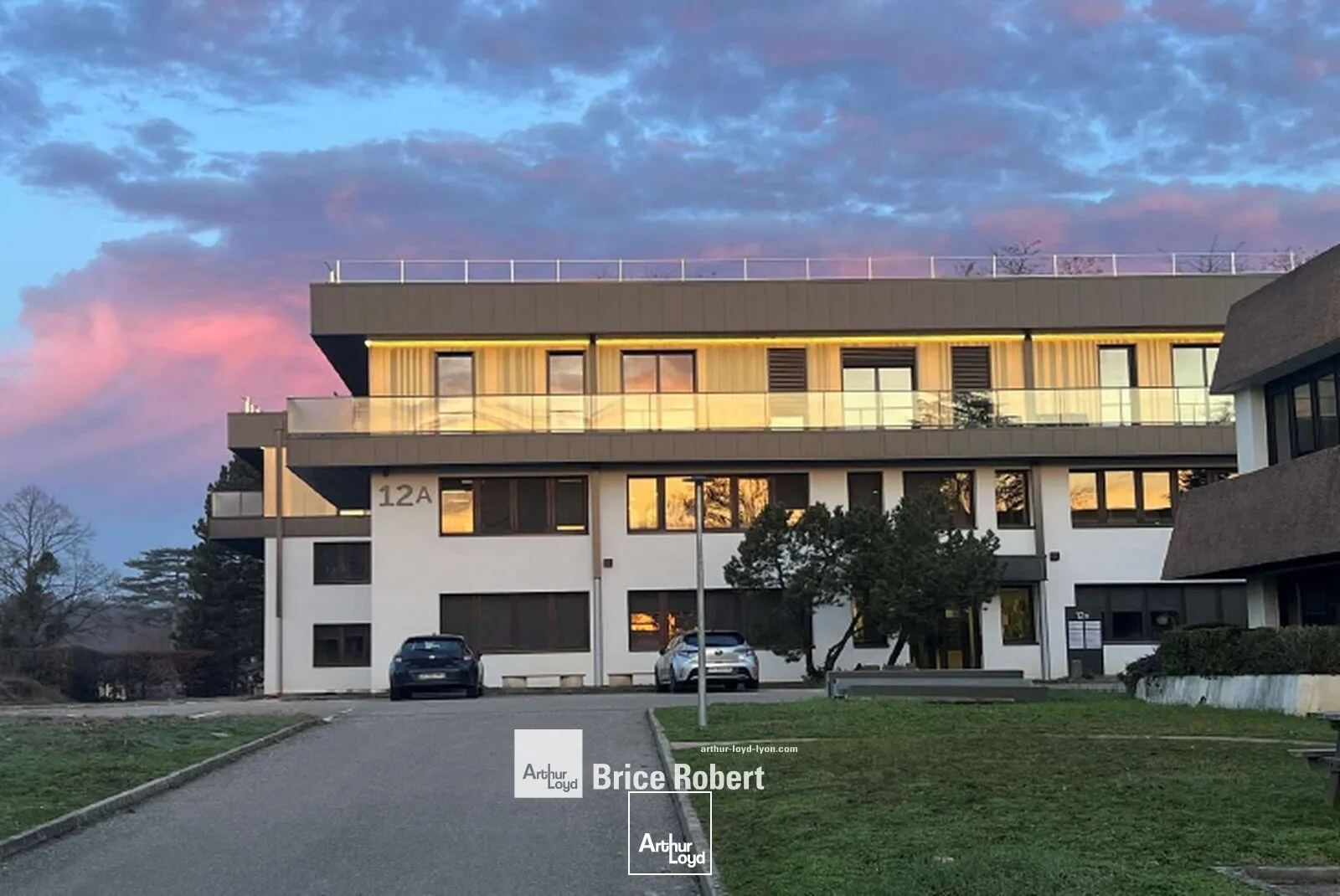 Bureaux - Vente - TASSIN LA DEMI LUNE - 69160 - 25-163.68 - 7727167