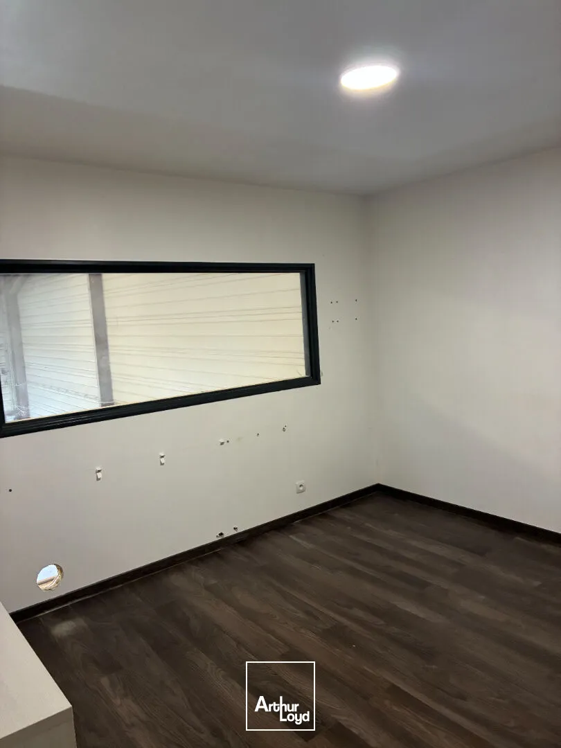 Locaux d'activité & Entrepôts - Location - LA JARRIE - 17220 - 255-255 - 7727251