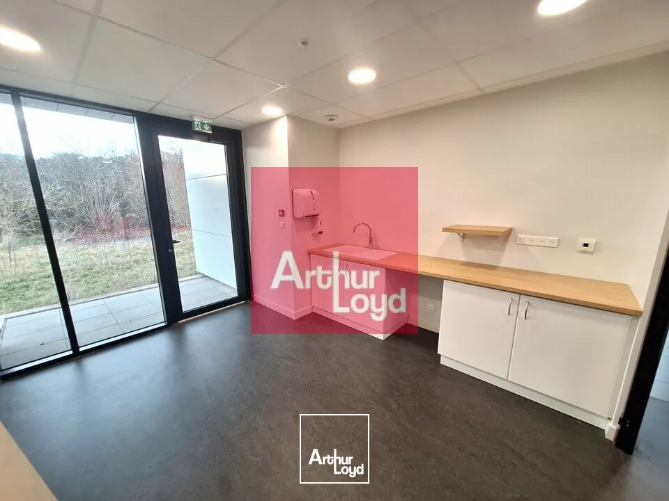 Bureaux - Location - CHÂTEL-GUYON - 63140 - 414-414 - 7727319