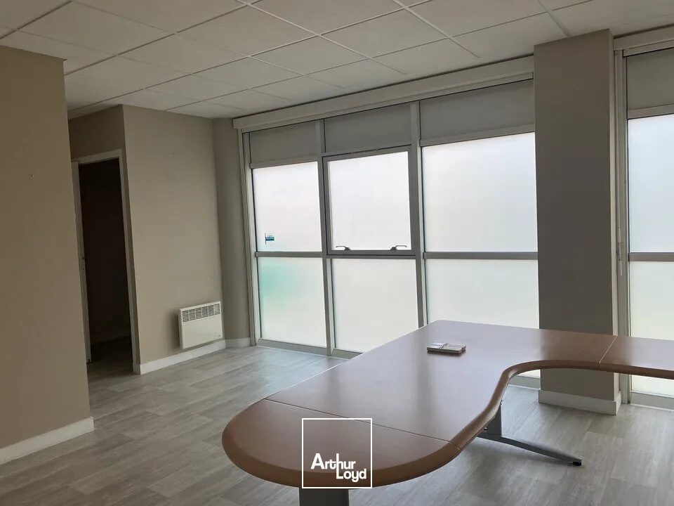 Bureaux - Location - CHALON SUR SAONE - 71100 - 70-70 - 7727375