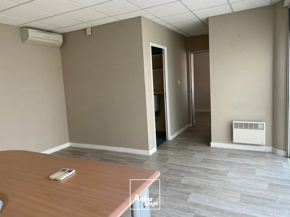 Bureaux - Location - CHALON SUR SAONE - 71100 - 70-70 - 7727376