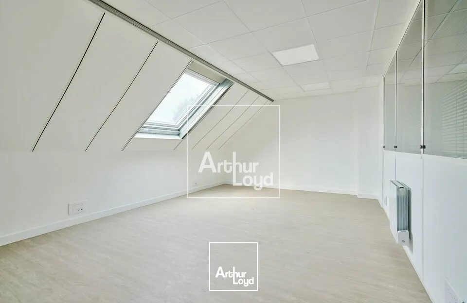 Locaux d'activité & Entrepôts - Location - EVRY - 91000 - 217-657 - 7727397