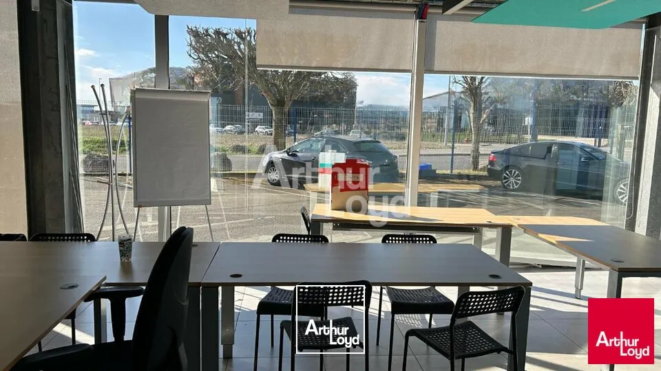 Locaux d'activité & Entrepôts - Vente - LA CHAUSSEE SAINT VICTOR - 41260 - 1350-1350 - 7727470