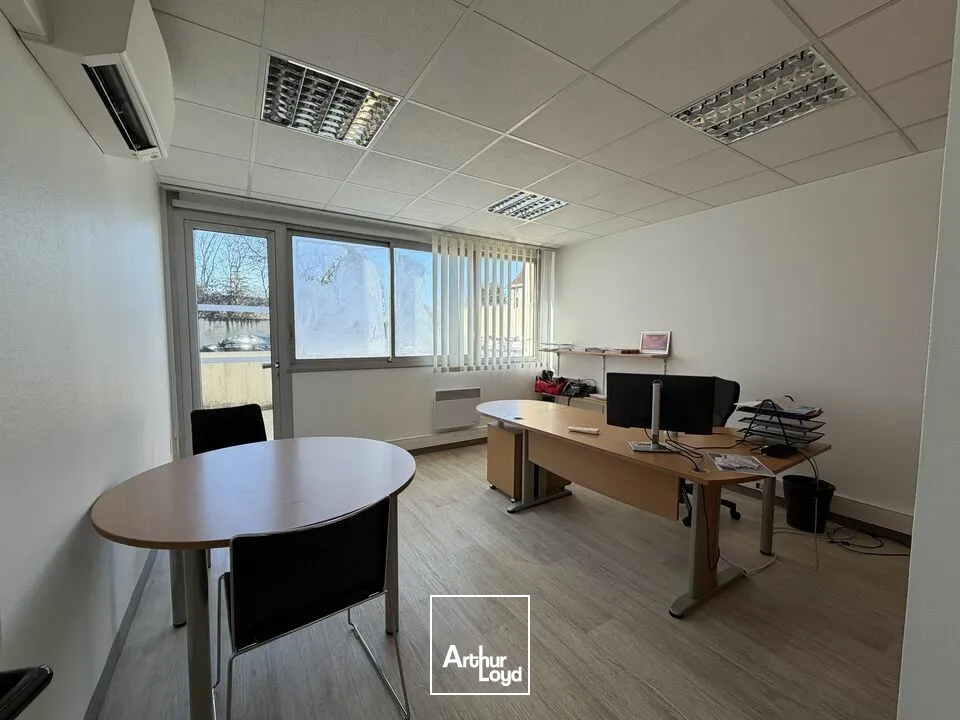 Locaux commerciaux - Location - POITIERS - 86000 - 118-118 - 7727487