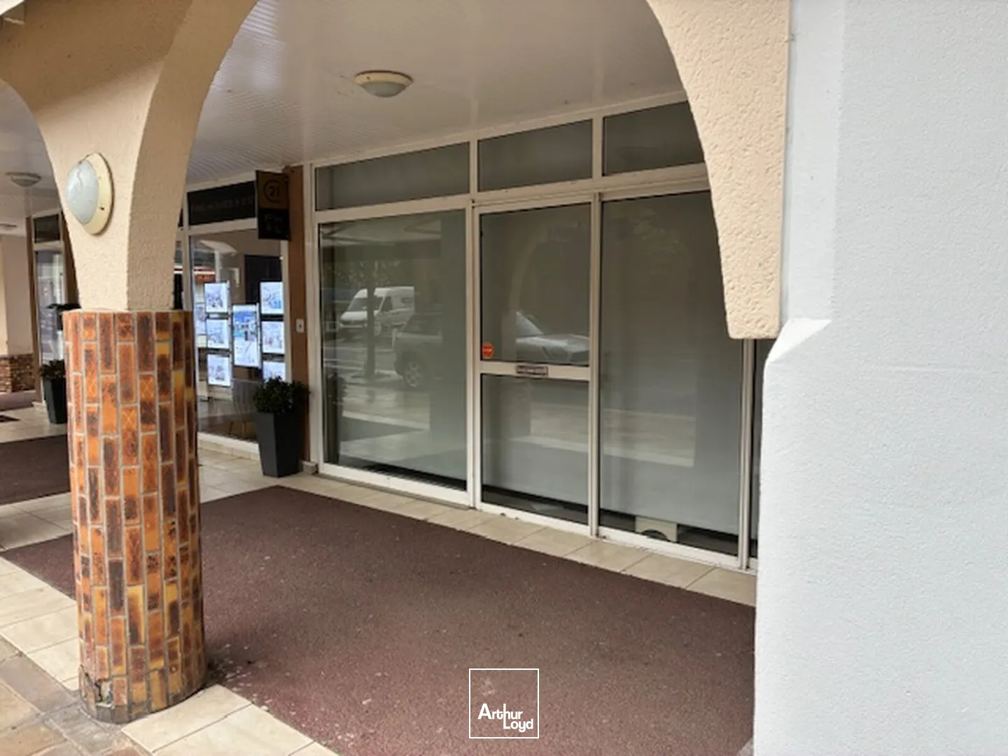 Locaux commerciaux - Location - LA BAULE ESCOUBLAC - 44500 - 42-42 - 7727771